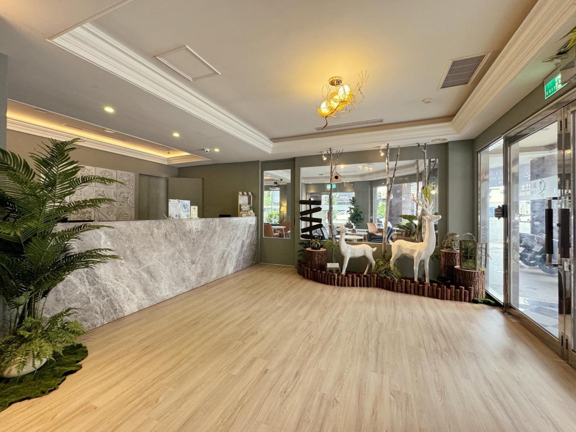Finders Hotel Hualien Station Exterior foto